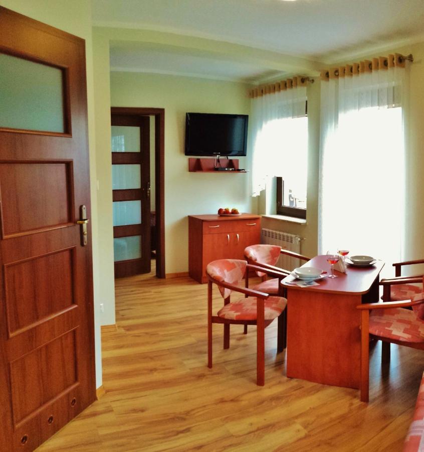 Pokoje Goscinne Jantar Łukęcin Exterior foto